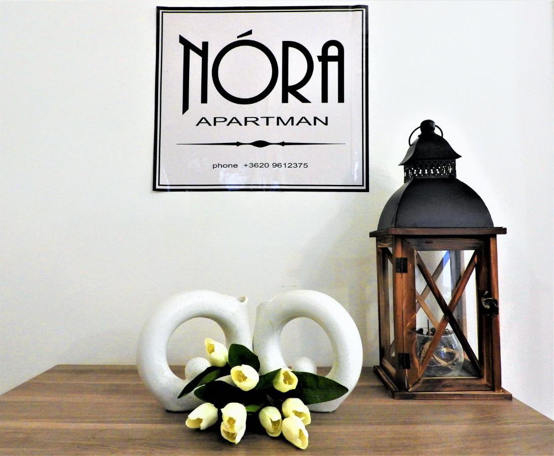Nora Studio Apartman - Egerアパートメント エクステリア 写真